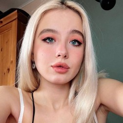 Фото проститутки Ксюша №1 в городе Железногорск